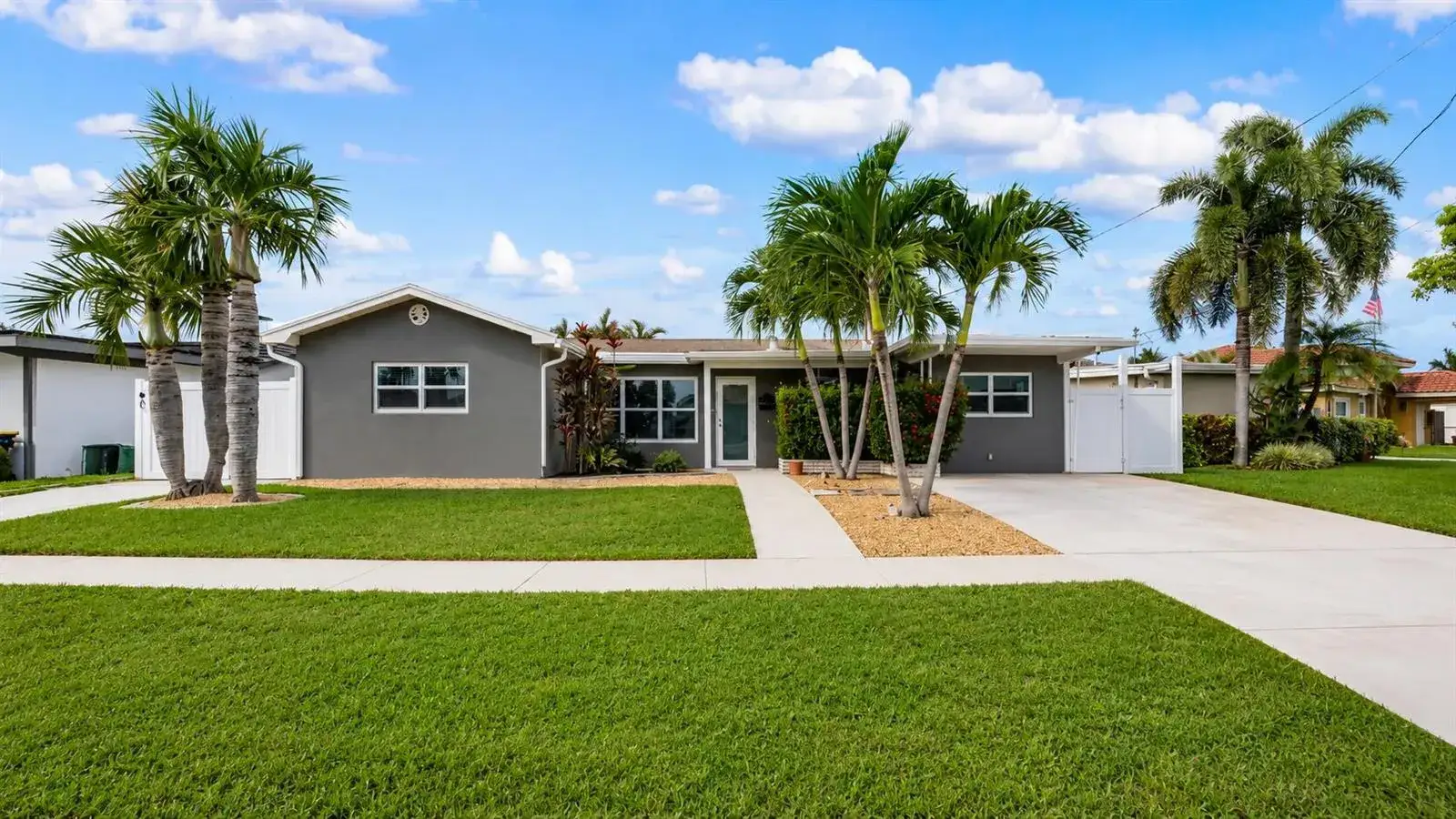 3 bedroom 2 bath Residential for sale at 935 Nautilus Isle, Dania Beach FL 33004