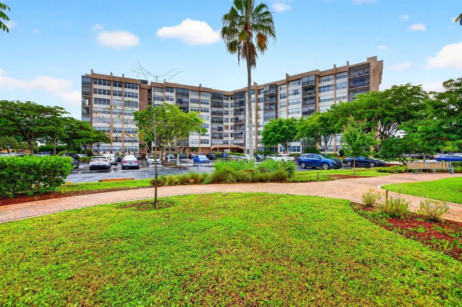 1100 St Charles Place, Pembroke Pines FL 33026