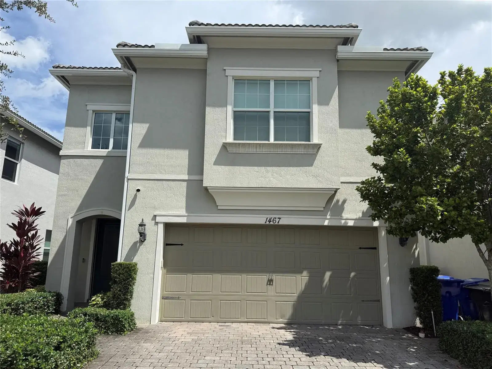 3 bedroom 2 bath Residential Lease for rent at 1467 Pongam Terrace, Hollywood FL 33021