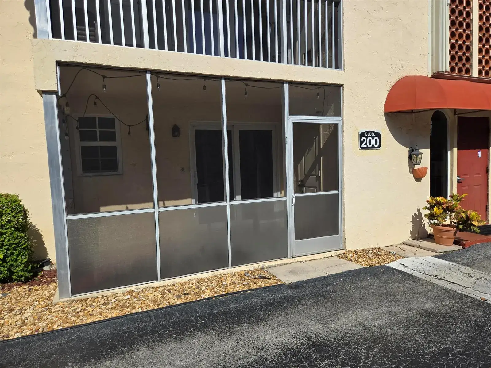 2 bedroom 2 bath Residential for sale at 101 E McNab Road # 217, Pompano Beach FL 33060