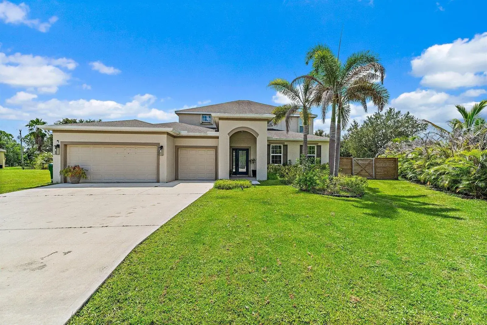 5 bedroom 4 bath Residential for sale at 5648 NW LORNA Court, Port St. Lucie FL 34986