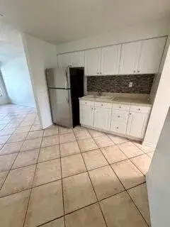2 bedroom 1 bath Residential Lease for rent at 209 NW 17TH Street # 2, Fort Lauderdale FL 33311