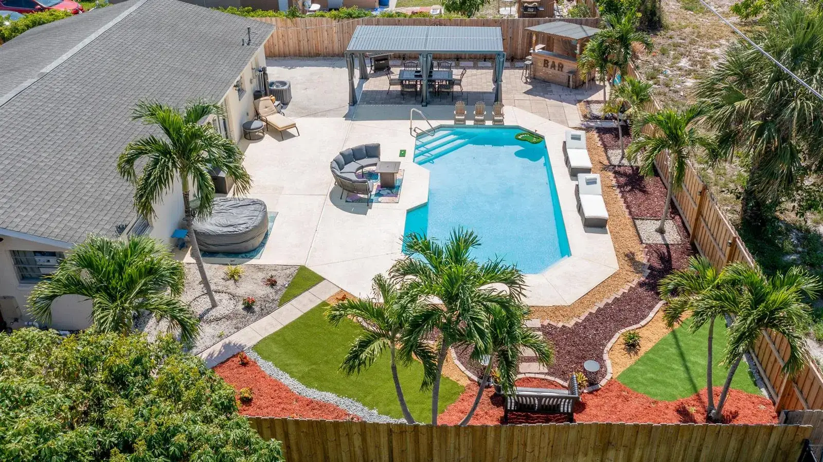 4 bedroom 2 bath Residential for sale at 1416 W HARDEE Street, Lantana FL 33462