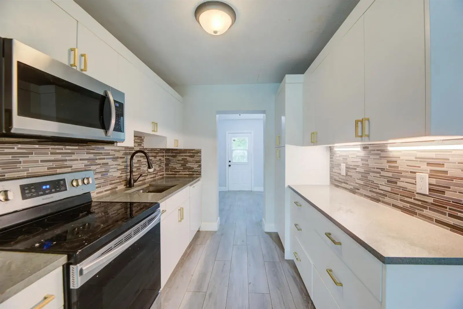 3 bedroom 1 bath Residential Lease for rent at 2633 NE 16TH Avenue, Pompano Beach FL 33064