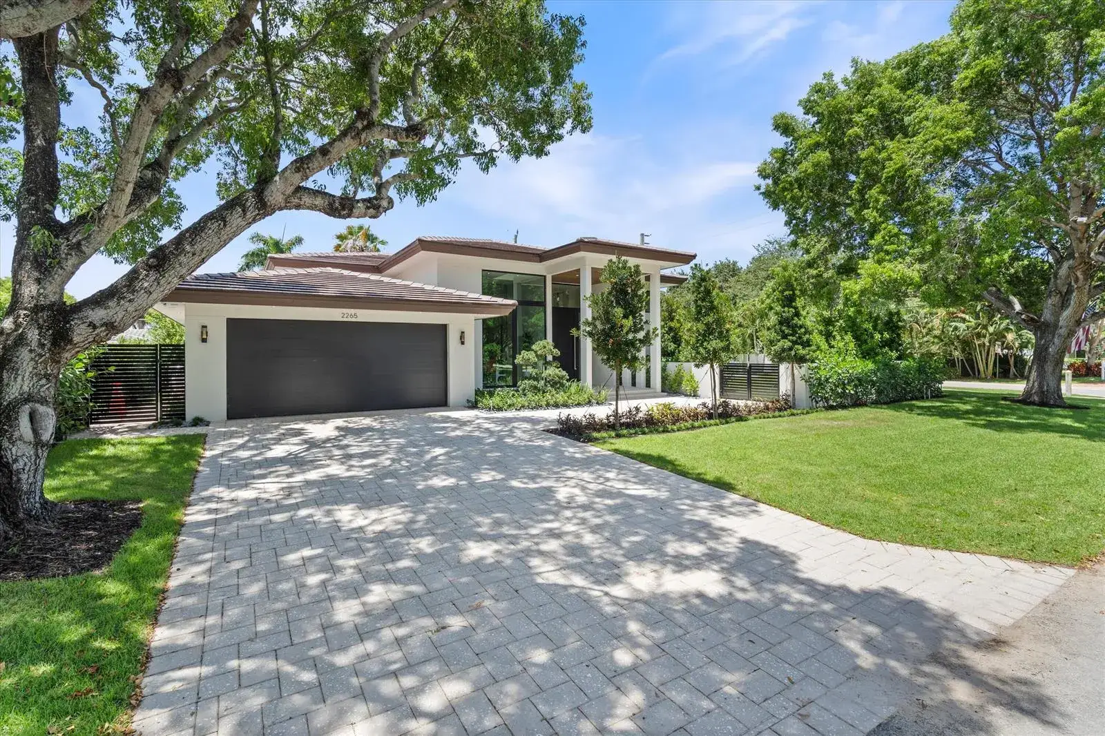 4 bedroom 5 bath Residential for sale at 2265 NE 30TH Court, Lighthouse Point FL 33064