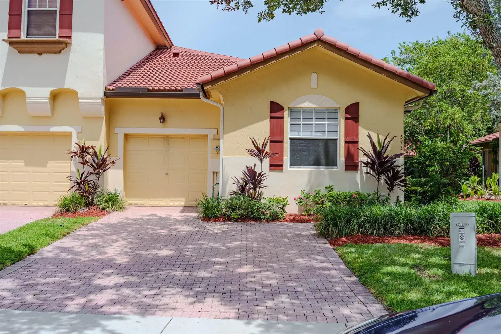 3 bedroom 2 bath Residential Lease for rent at 5733 NW 119th Drive, Coral Springs FL 33076
