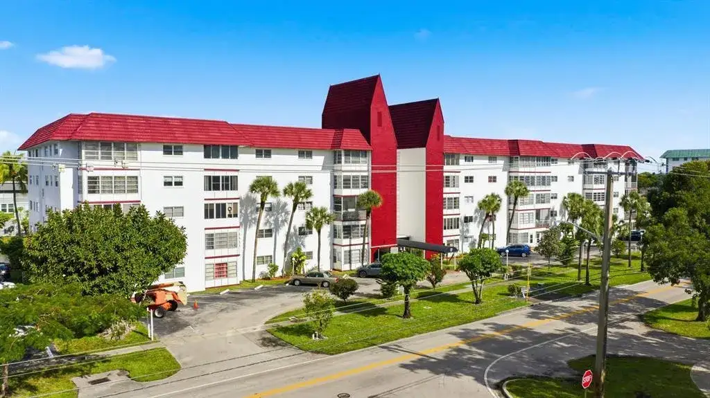 1 bedroom 1 bath Residential Lease for rent at 4851 NW 21ST Street # 509, Lauderhill FL 33313