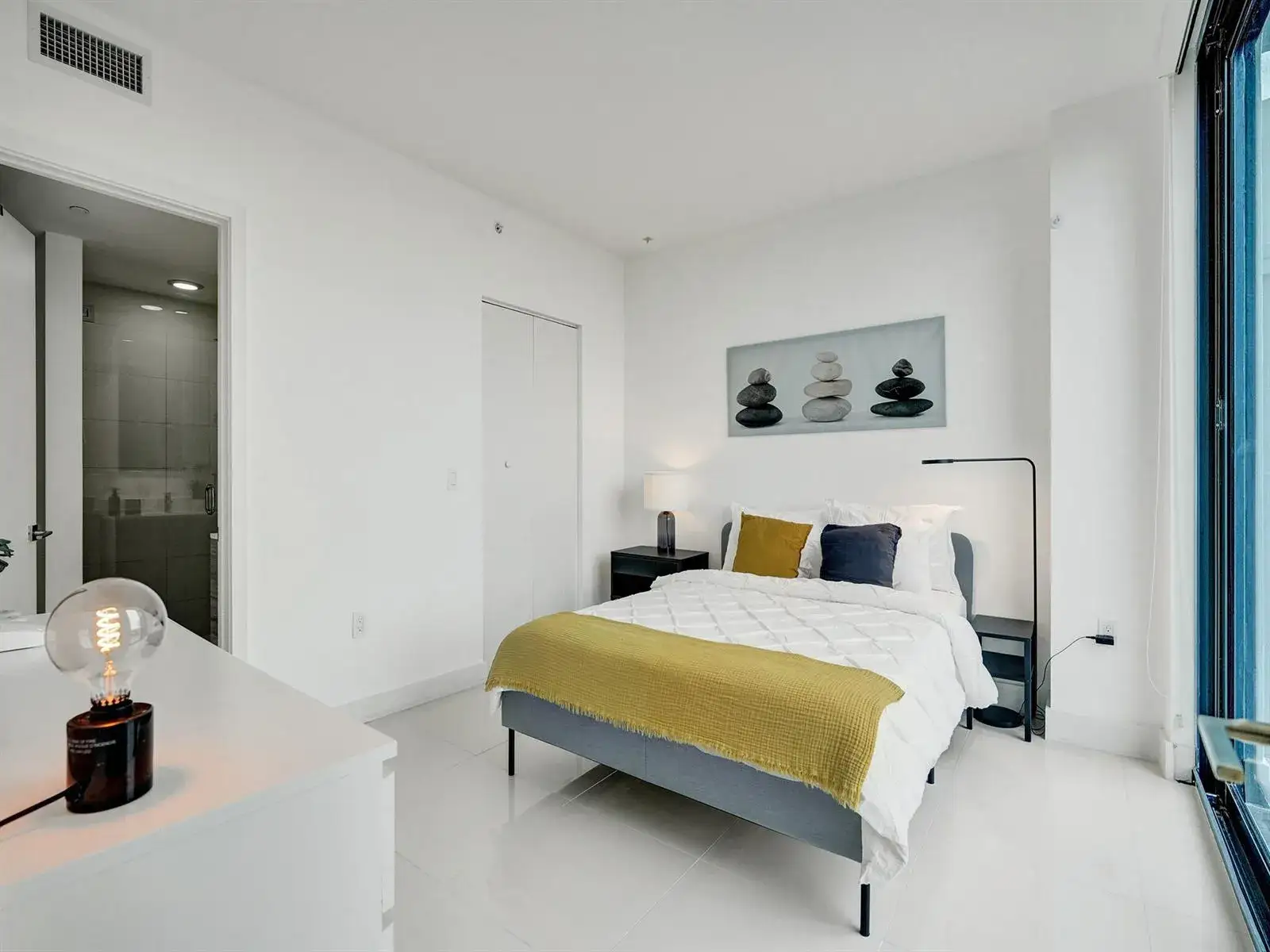 1 bedroom 1 bath Residential for sale at 121 NE 34TH Street # 1210, Miami FL 33137
