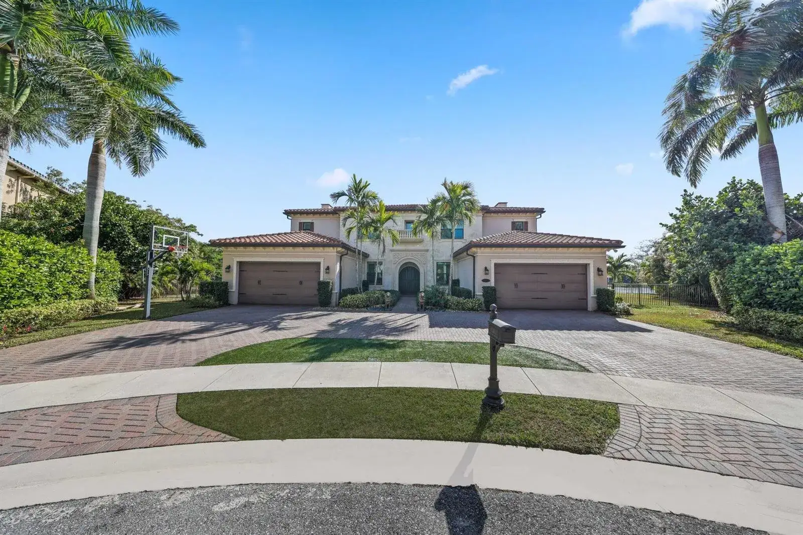 6 bedroom 6 bath Residential for sale at 17511 Cadena Drive, Boca Raton FL 33496