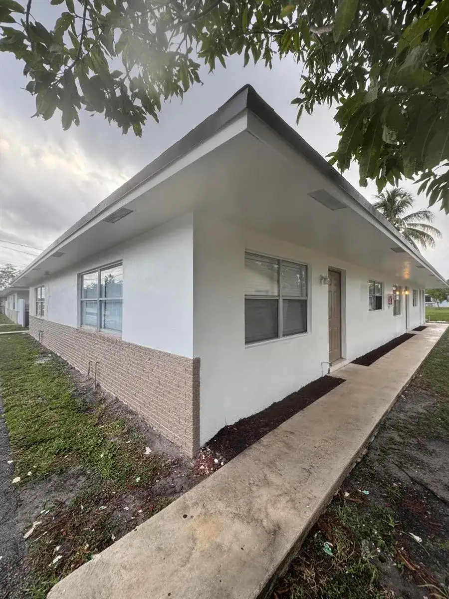 1 bedroom 1 bath Residential Lease for rent at 1795 NW 55th Avenue # 1, Lauderhill FL 33313