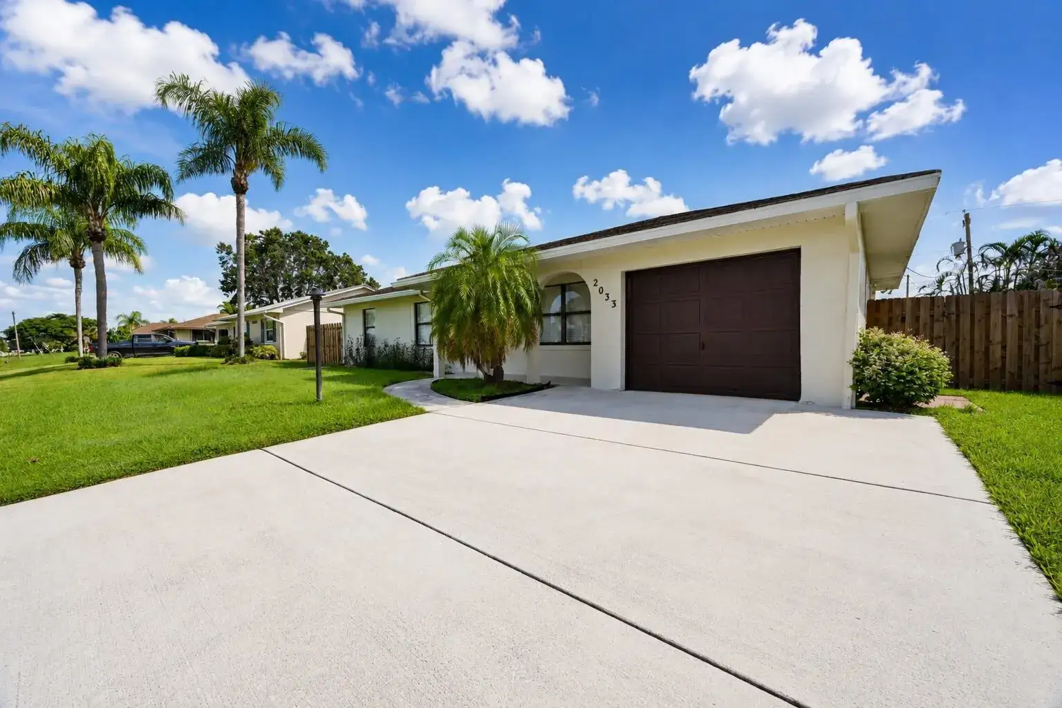 3 bedroom 2 bath Residential for sale at 2033 SW Gemini Lane, Port St. Lucie FL 34984