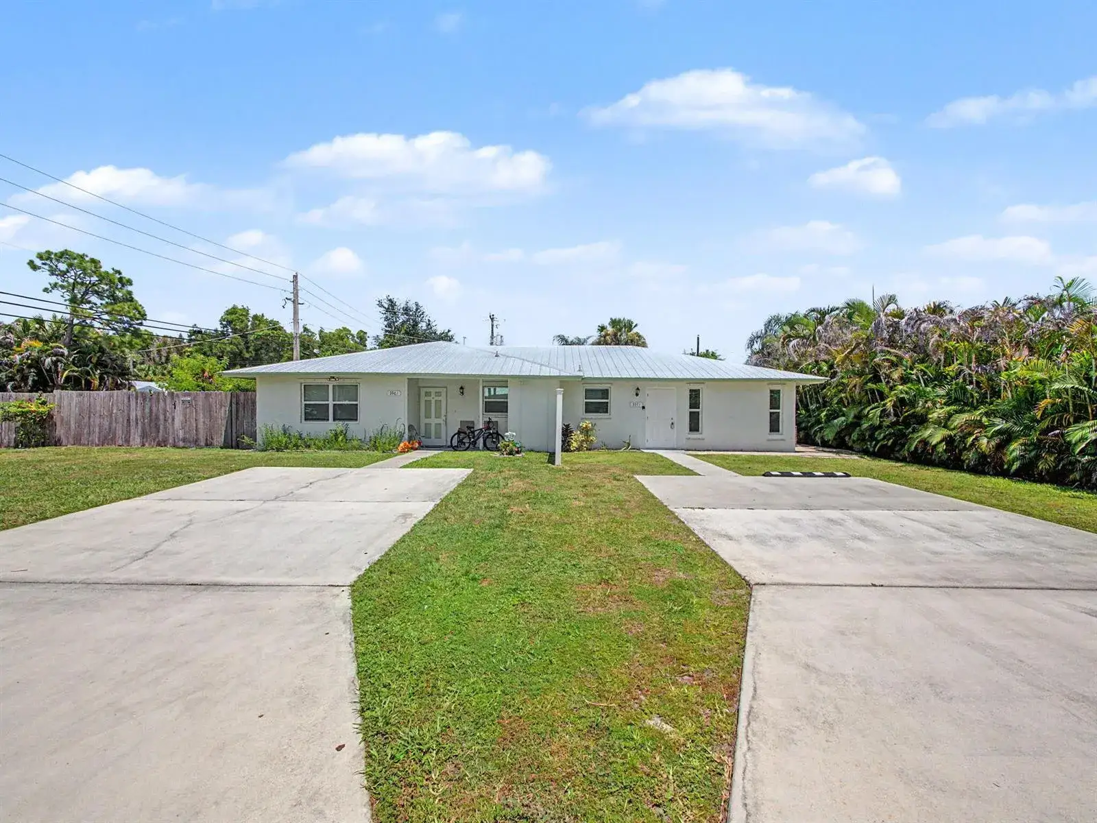 3961 SE DIXIE ROSS Street, Stuart FL 34997