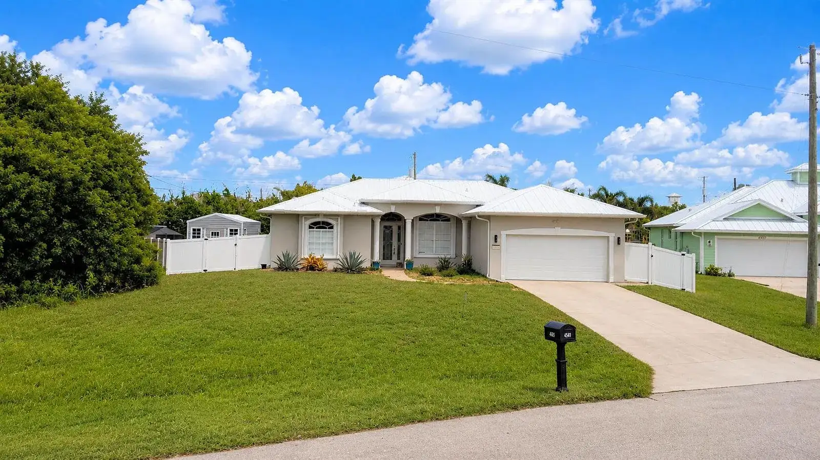 4 bedroom 3 bath Residential for sale at 4521 SW IMAGE Drive, Port St. Lucie FL 34953