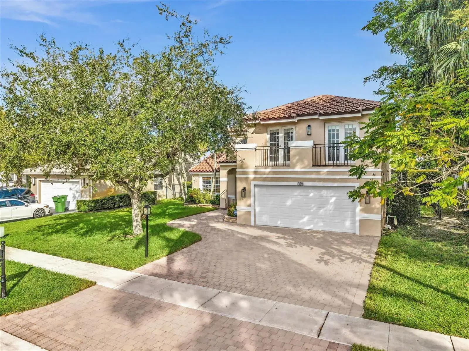 3 bedroom 2 bath Residential for sale at 420 NW 188TH Terrace, Pembroke Pines FL 33029