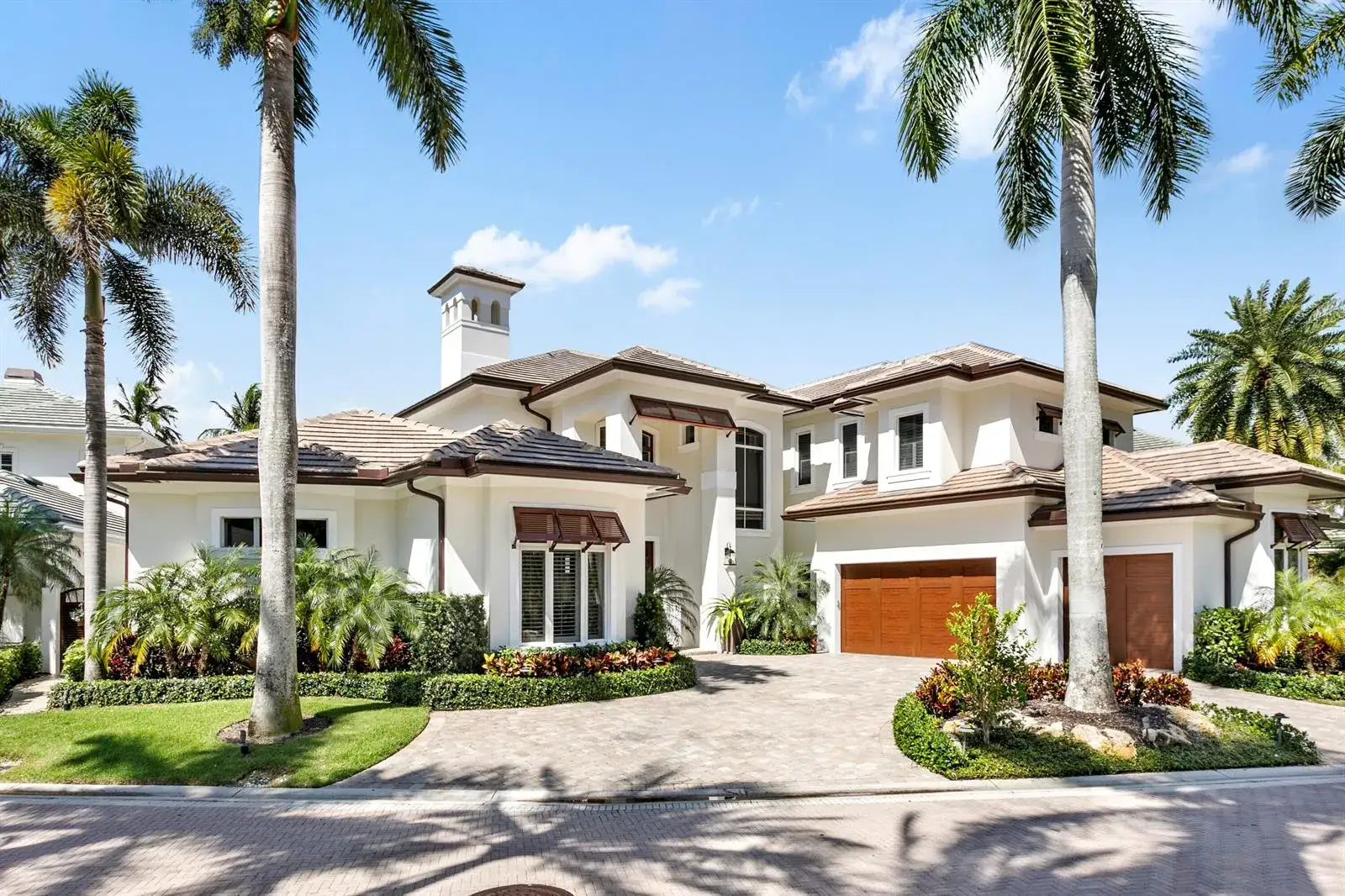 6 bedroom 5 bath Residential for sale at 3540 Jonathans Harbour Drive, Jupiter FL 33477