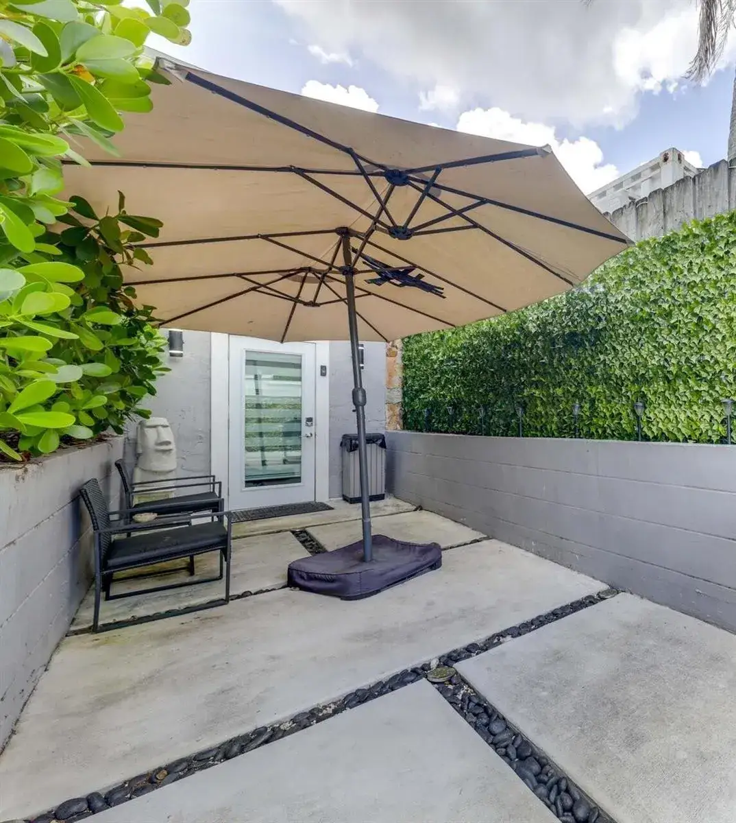 1 bedroom 1 bath Residential Lease for rent at 3609 SW 58th Avenue, West Park FL 33023