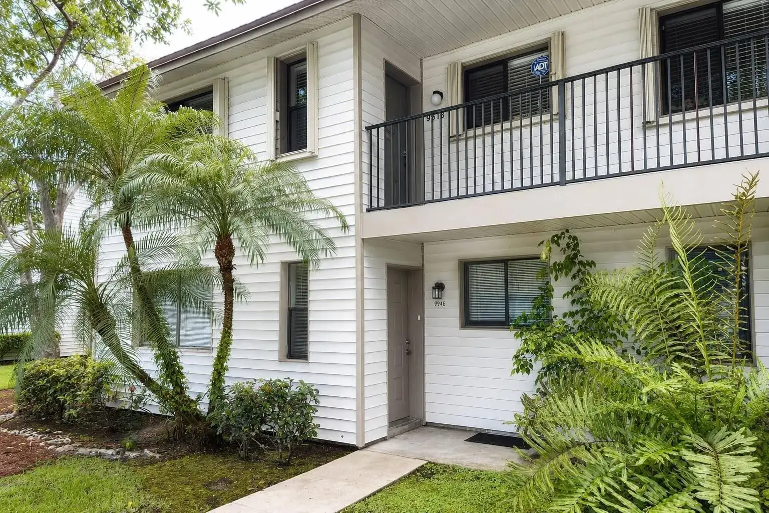 2 bedroom 2 bath Residential Lease for rent at 9816 NW 36th Street # 6D, Sunrise FL 33351