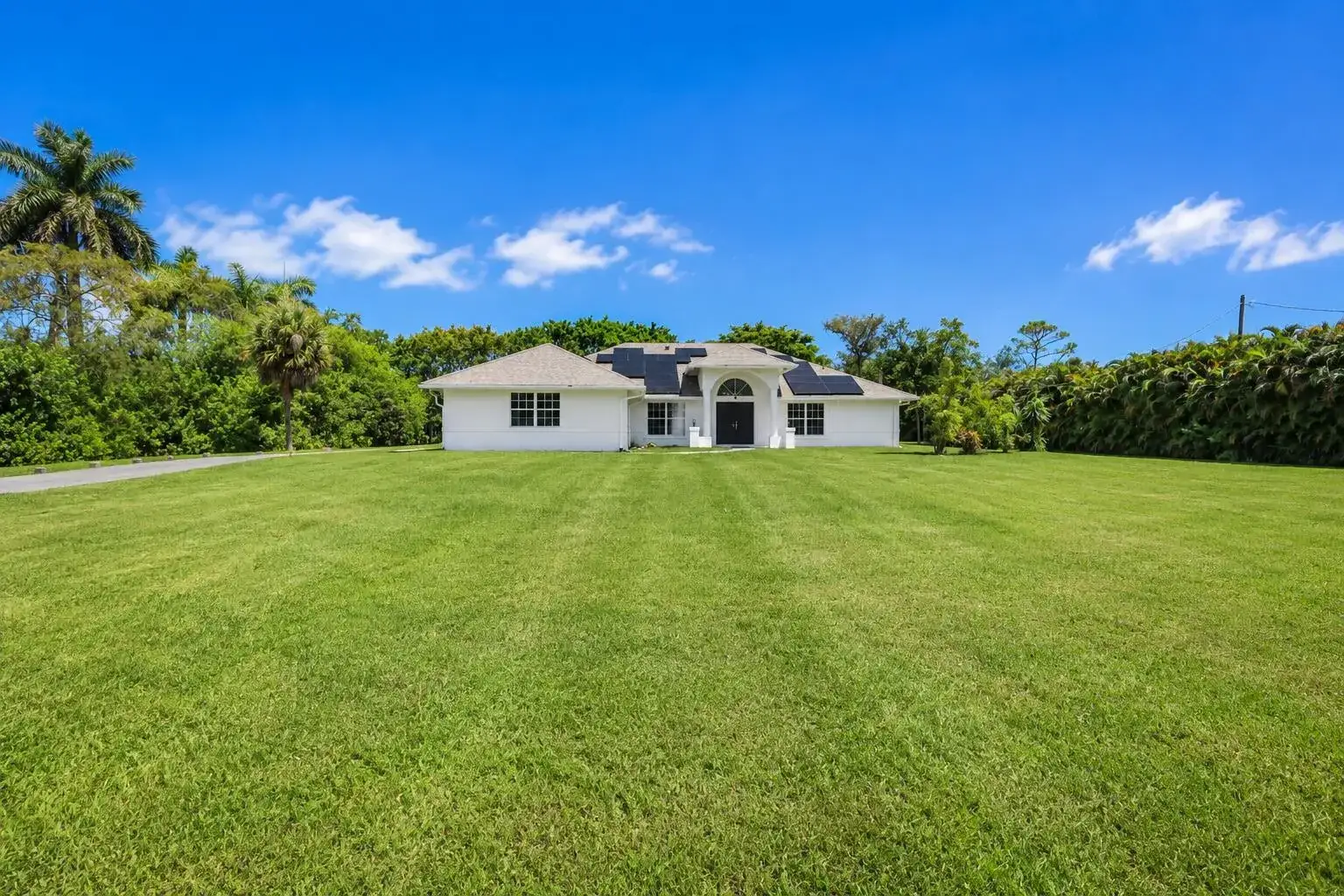 5 bedroom 3 bath Residential for sale at 16613 61st Place N, Loxahatchee FL 33470