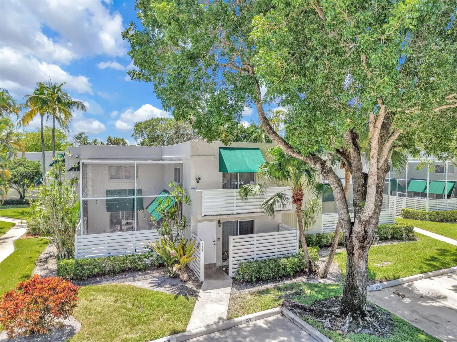 3 bedroom 2 bath Residential for sale at 544 NW 98TH Avenue, Plantation FL 33324