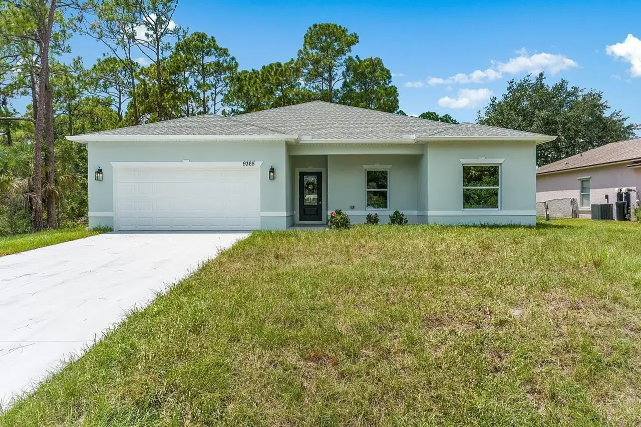 4 bedroom 2 bath Residential for sale at 9365 107th Avenue, Vero Beach FL 32967