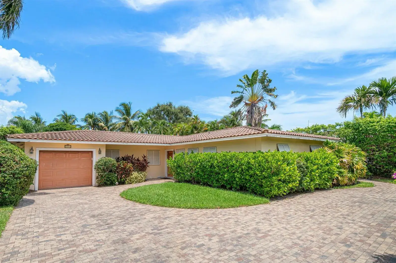 3 bedroom 2 bath Residential Lease for rent at 317 NE 2ND Street, Boca Raton FL 33432