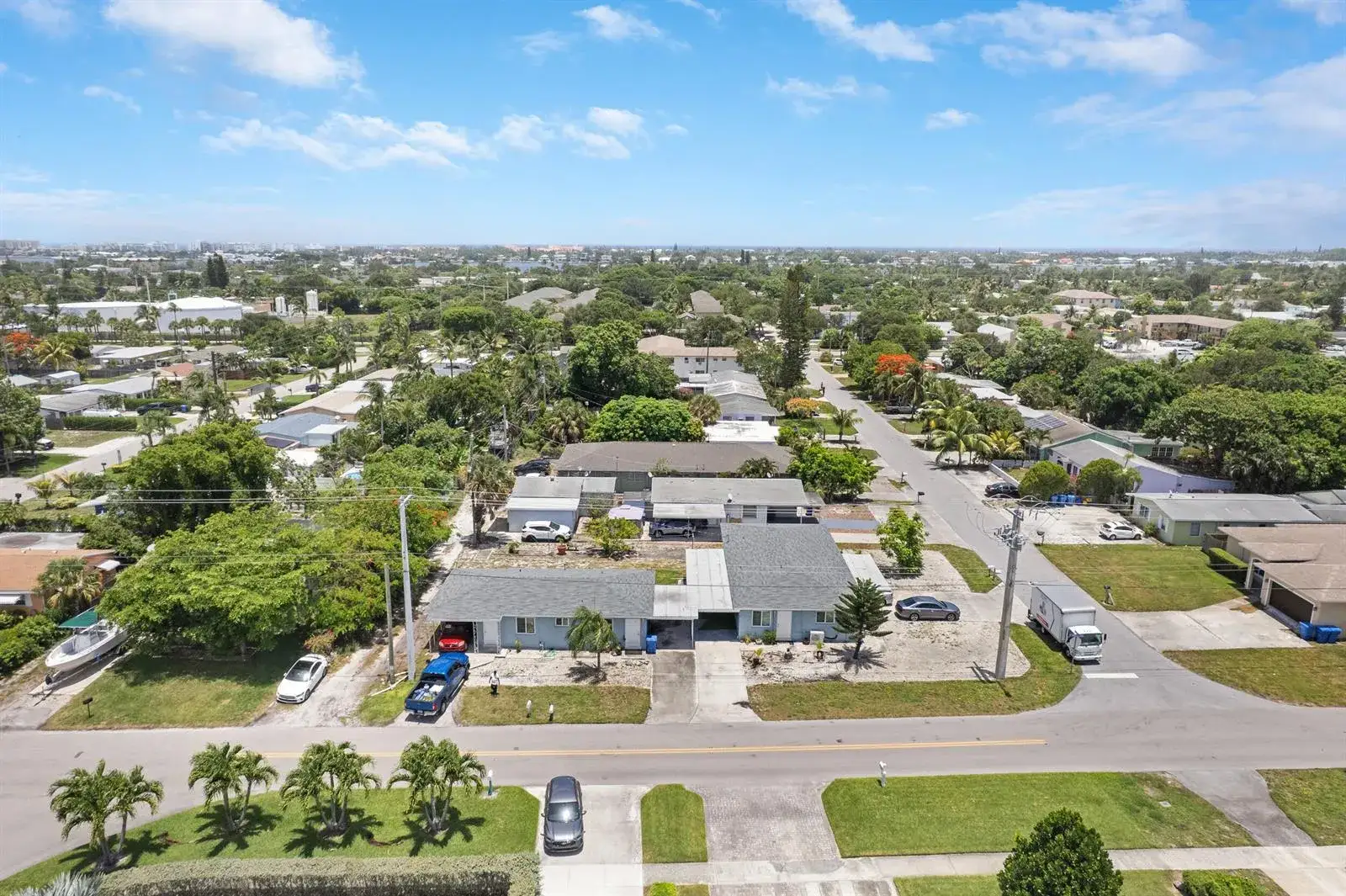 Residential Income for sale at 516 S Arnold Avenue, Lantana FL 33462