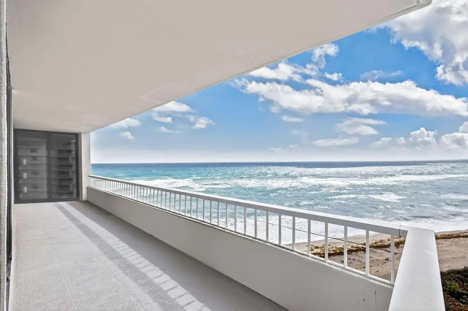 2 bedroom 2 bath Residential for sale at 5510 N OCEAN Drive # 7B, Singer Island FL 33404