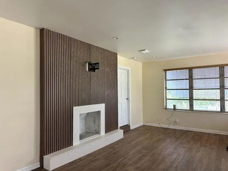 3 bedroom 2 bath Residential Lease for rent at 913 N B Street, FL 33460