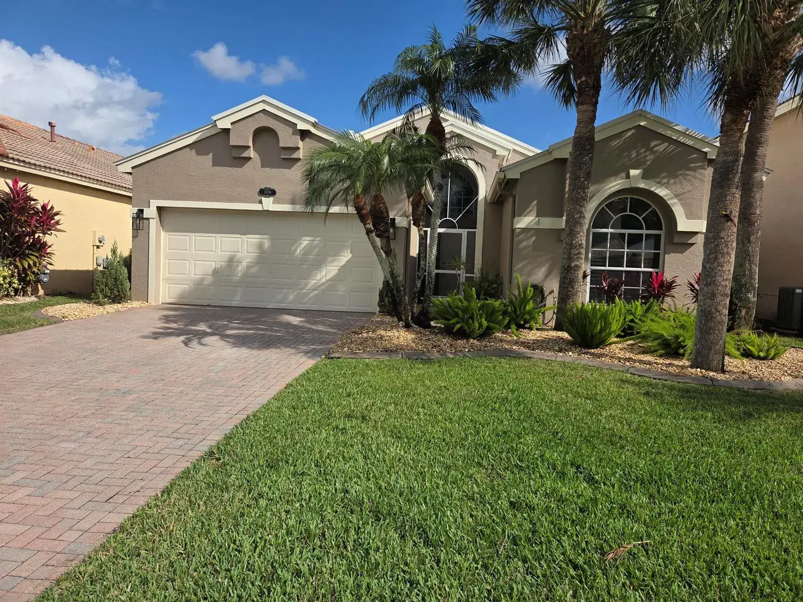 3 bedroom 2 bath Residential for sale at 1039 SE Westminster Place, Stuart FL 34997