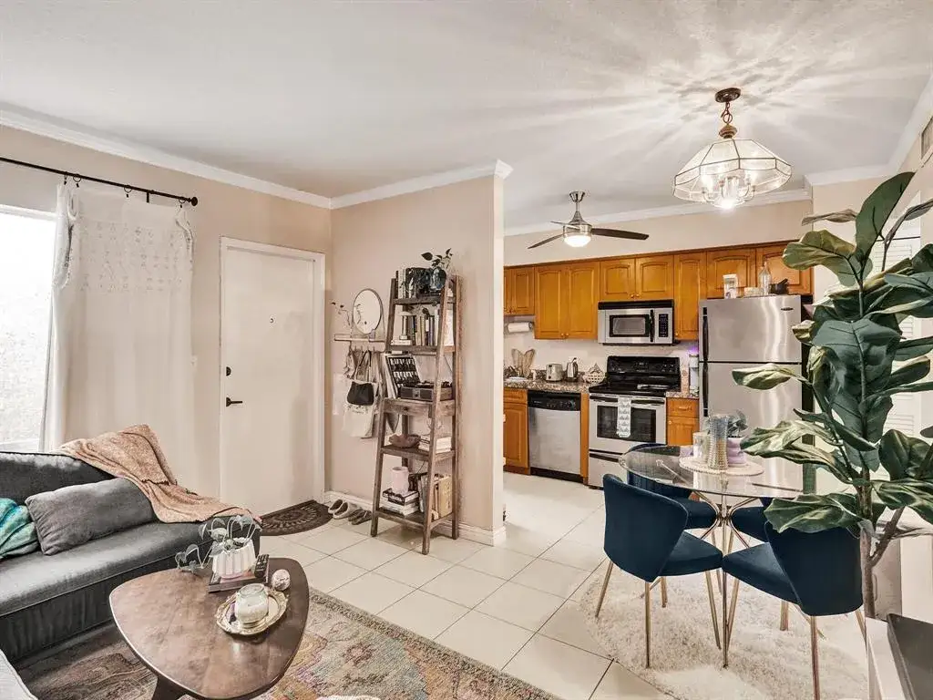 1 bedroom 1 bath Residential Lease for rent at 2190 SE 5TH Street # A, Pompano Beach FL 33062
