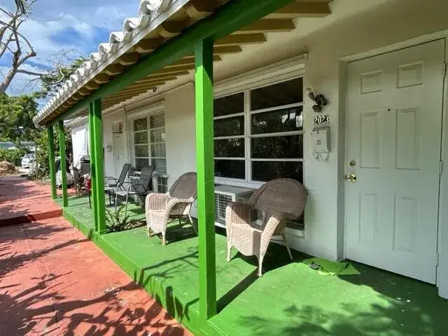 2 bedroom 1 bath Residential Lease for rent at 2023 Taylor Street, Hollywood FL 33020