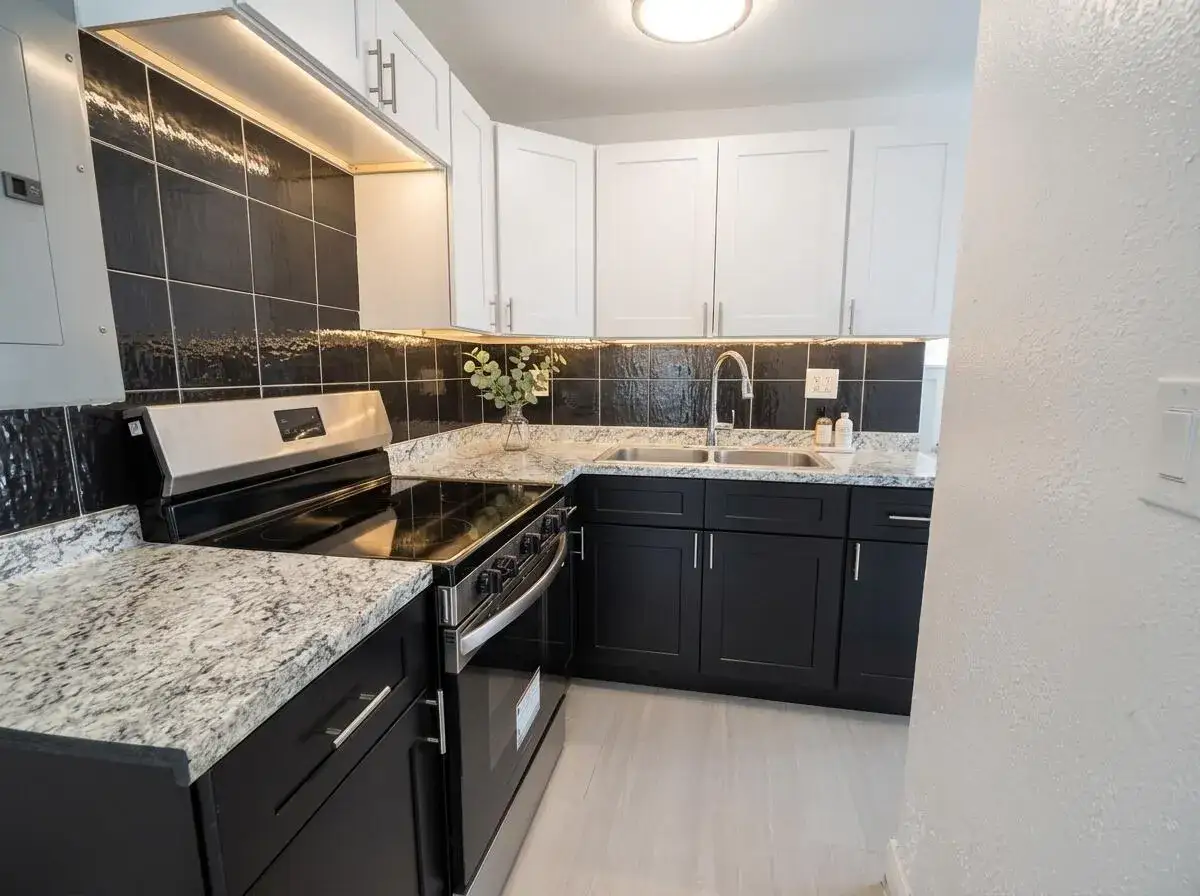 2 bedroom 1 bath Residential Lease for rent at 825 TRUMAN Street # 2, FL 33460