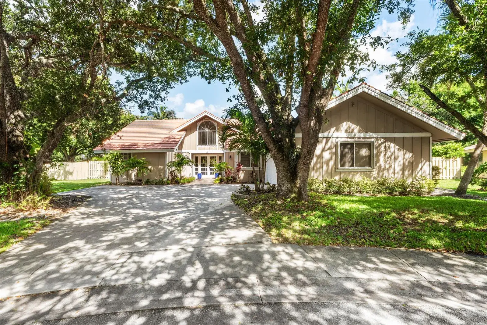 3 bedroom 2 bath Residential for sale at 123 COCO Lane, Jupiter FL 33458