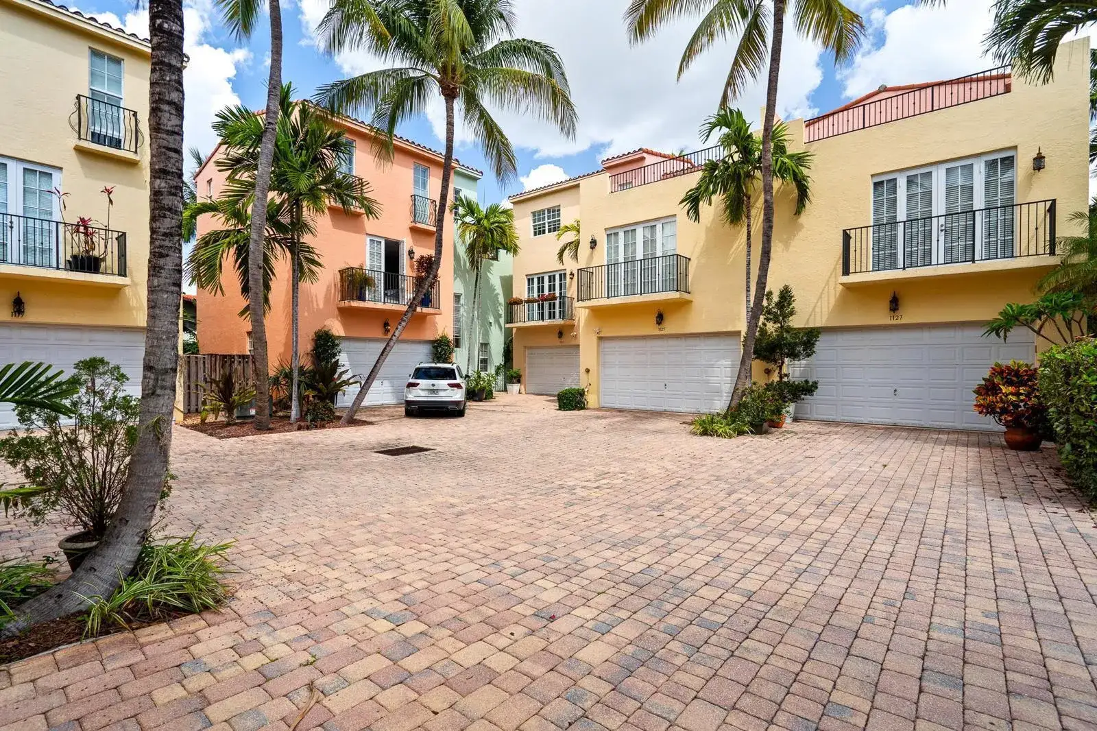 4 bedroom 3 bath Residential for sale at 1123 NE 18TH Avenue, Fort Lauderdale FL 33304