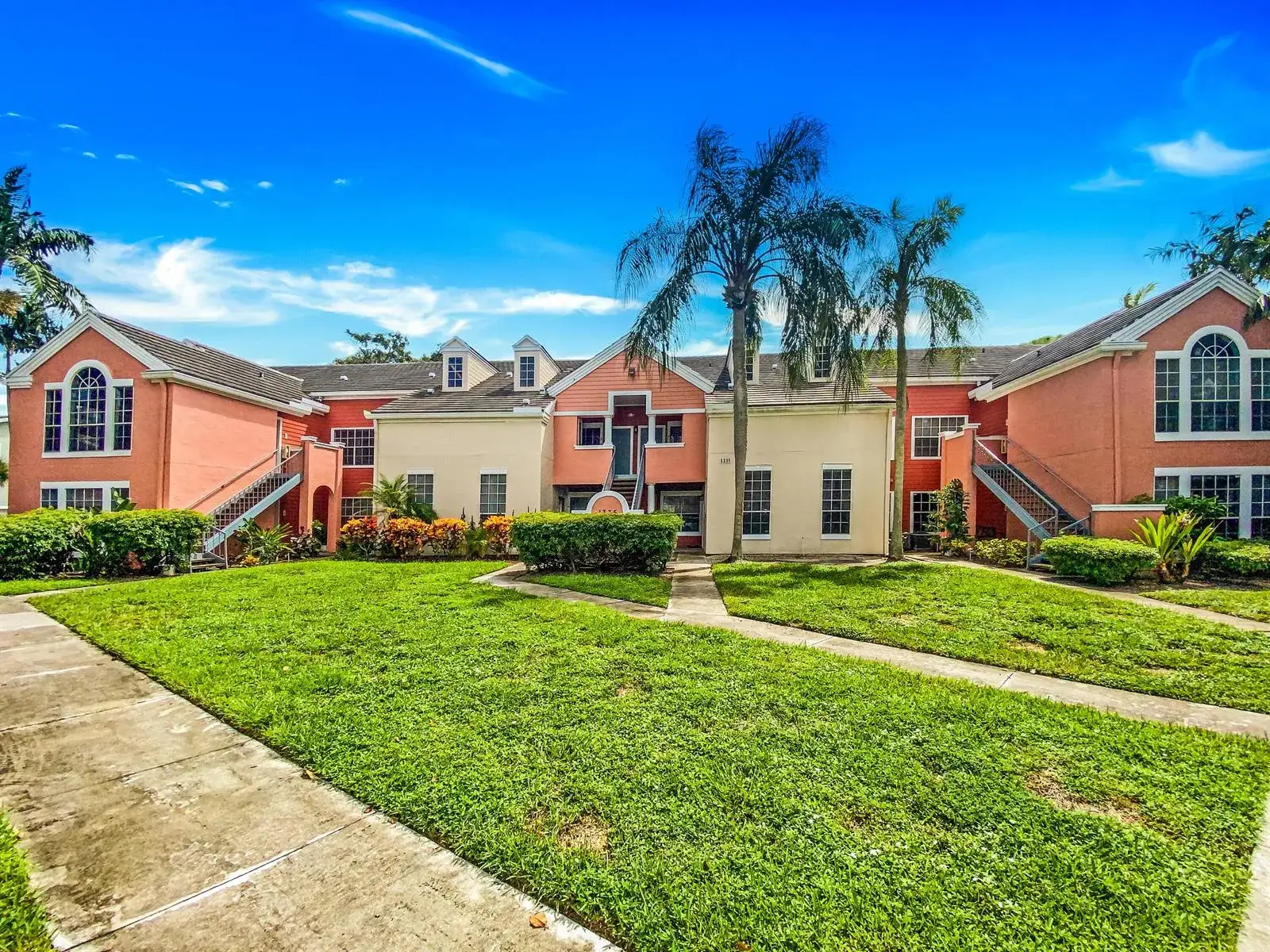 2 bedroom 2 bath Residential for sale at 1335 CRYSTAL Way # A, Delray Beach FL 33444