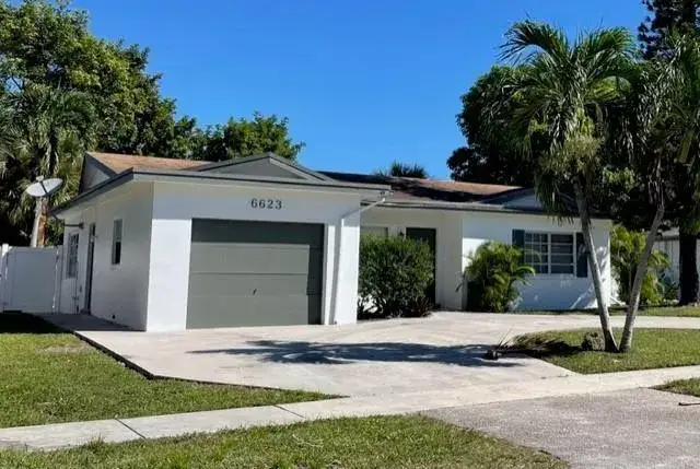 3 bedroom 1 bath Residential Lease for rent at 6623 Inwood, North Lauderdale FL 33068