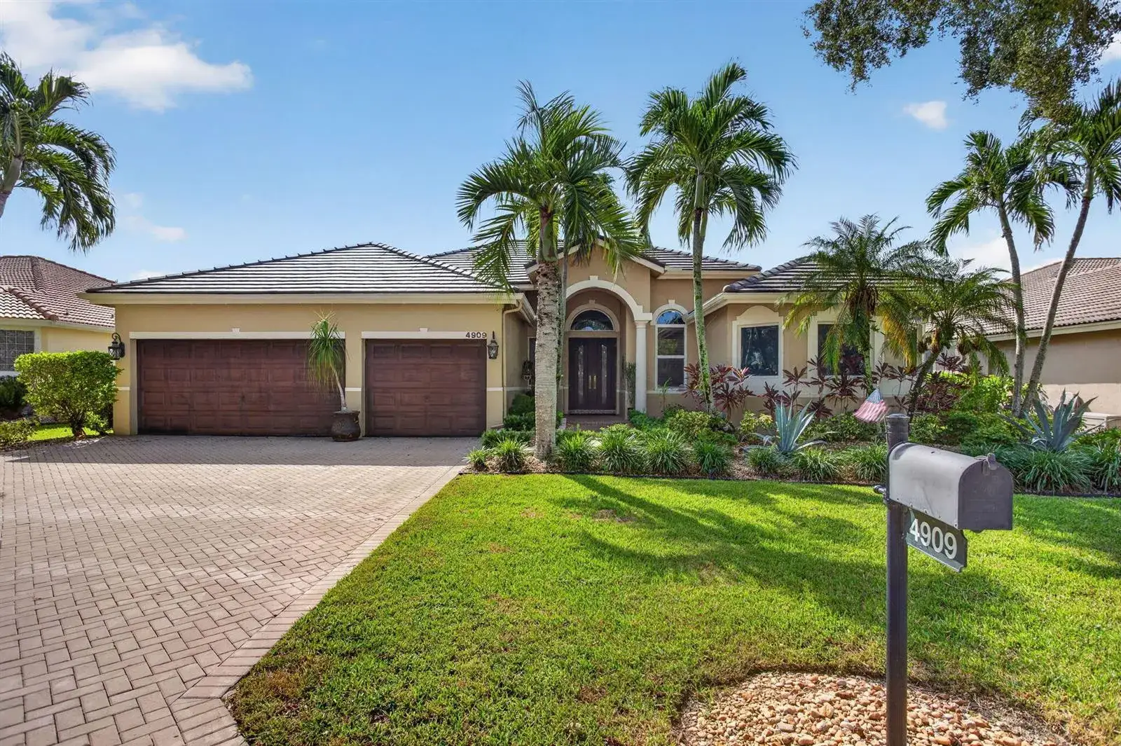 5 bedroom 3 bath Residential for sale at 4909 NW 112th Drive, Coral Springs FL 33076