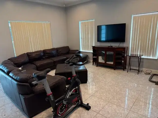 4 bedroom 3 bath Residential Lease for rent at 7540 KISMET Street, Miramar FL 33023