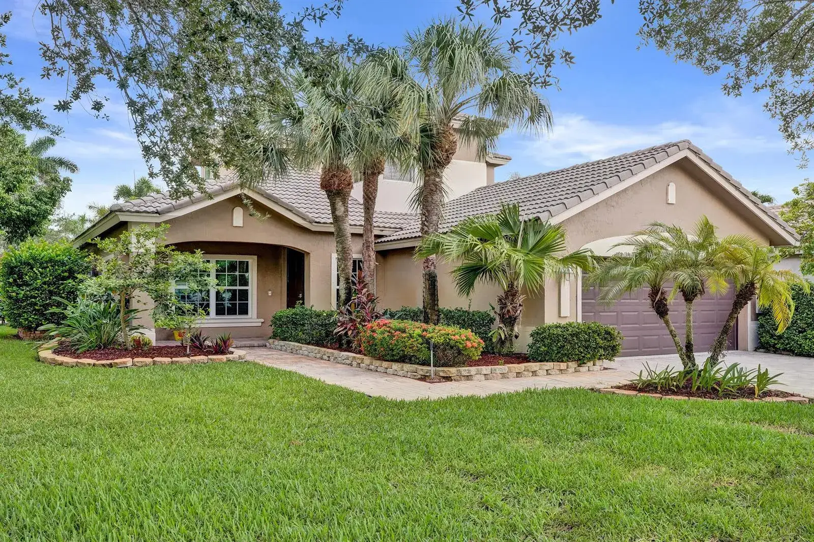 4 bedroom 3 bath Residential for sale at 11329 NW 65TH Manor, Parkland FL 33076