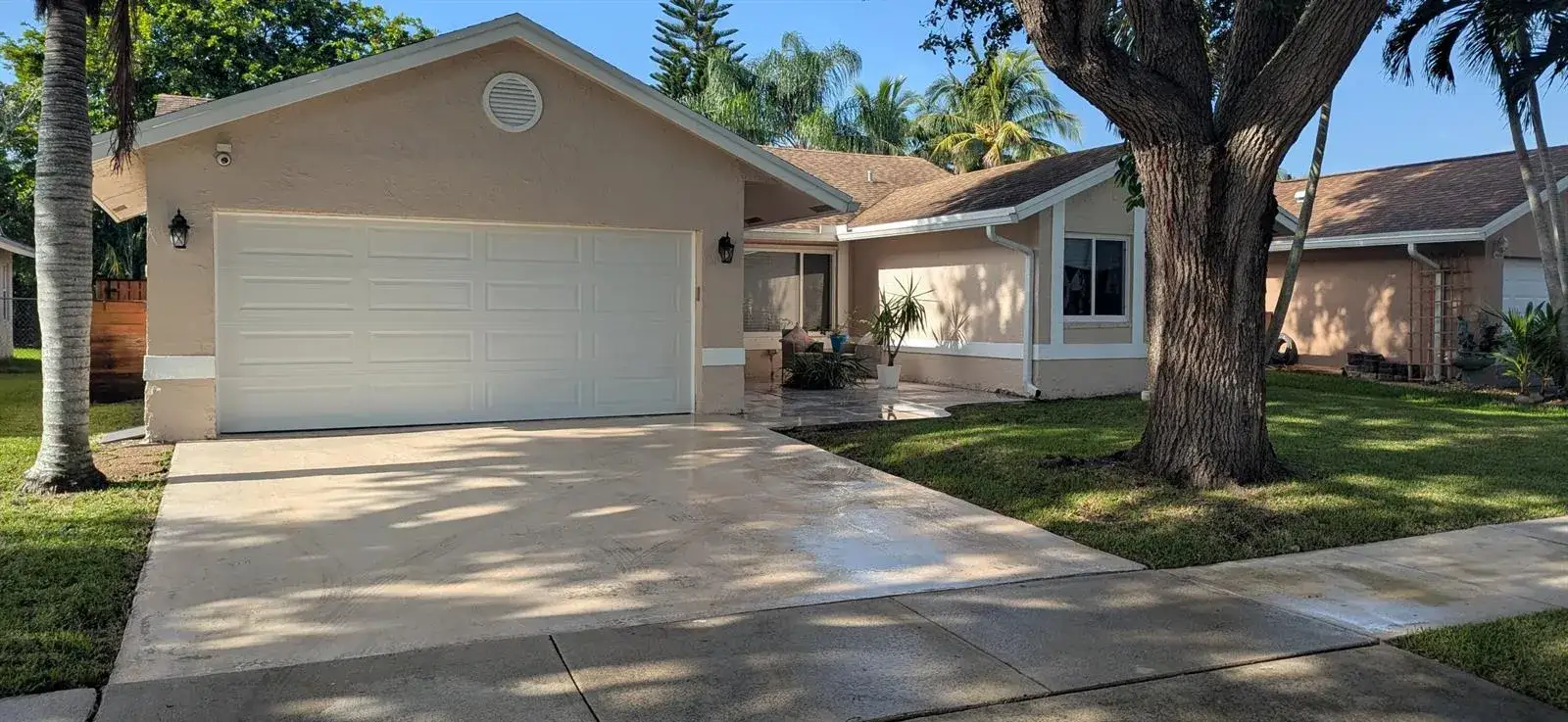 3 bedroom 2 bath Residential for sale at 3820 NW 58th Street, Coconut Creek FL 33073