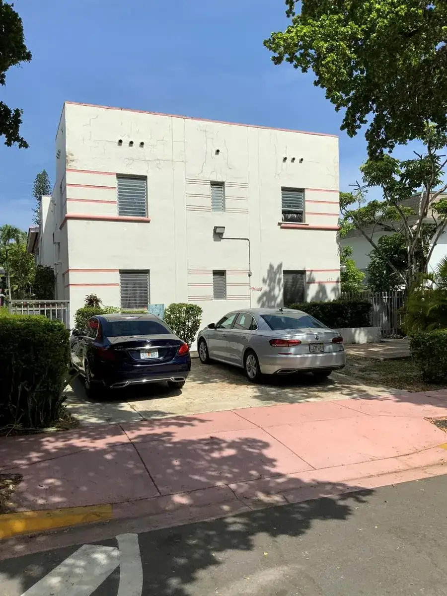 Commercial Sale for sale at 625 MICHIGAN Avenue, Miami Beach FL 33139