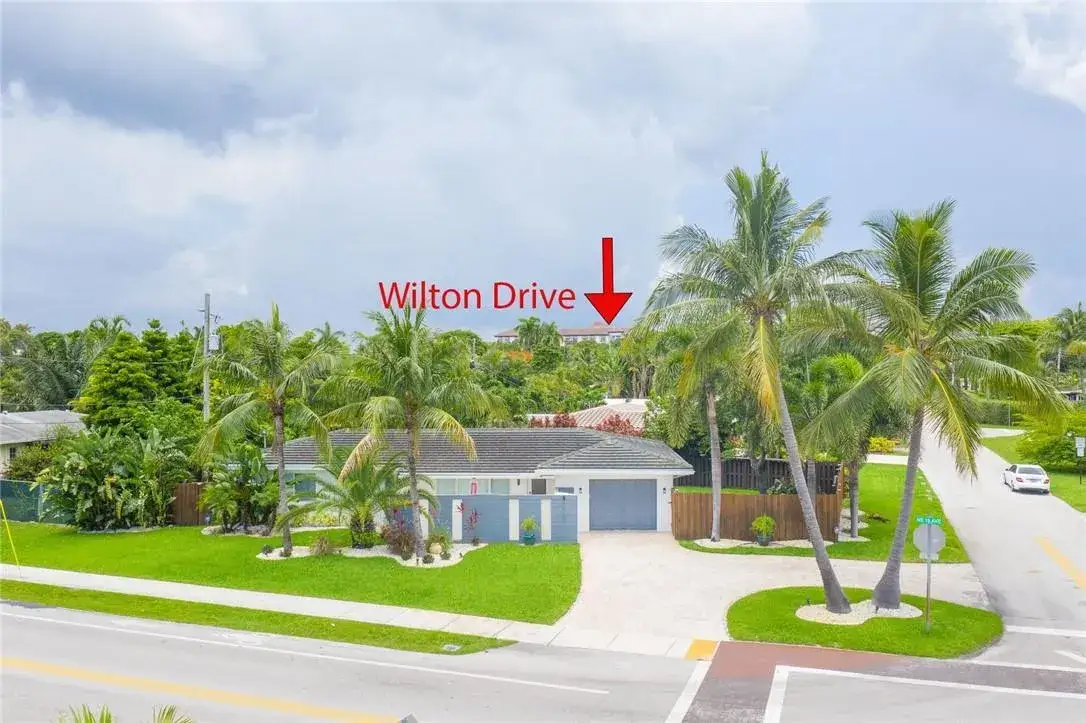 2 bedroom 2 bath Residential Lease for rent at 2709 NE 16TH Avenue, Wilton Manors FL 33334