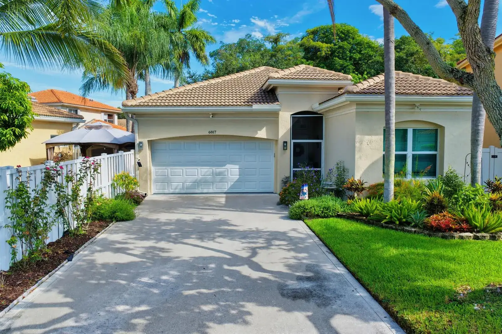 3 bedroom 2 bath Residential for sale at 6817 NW 32ND Court, Margate FL 33063