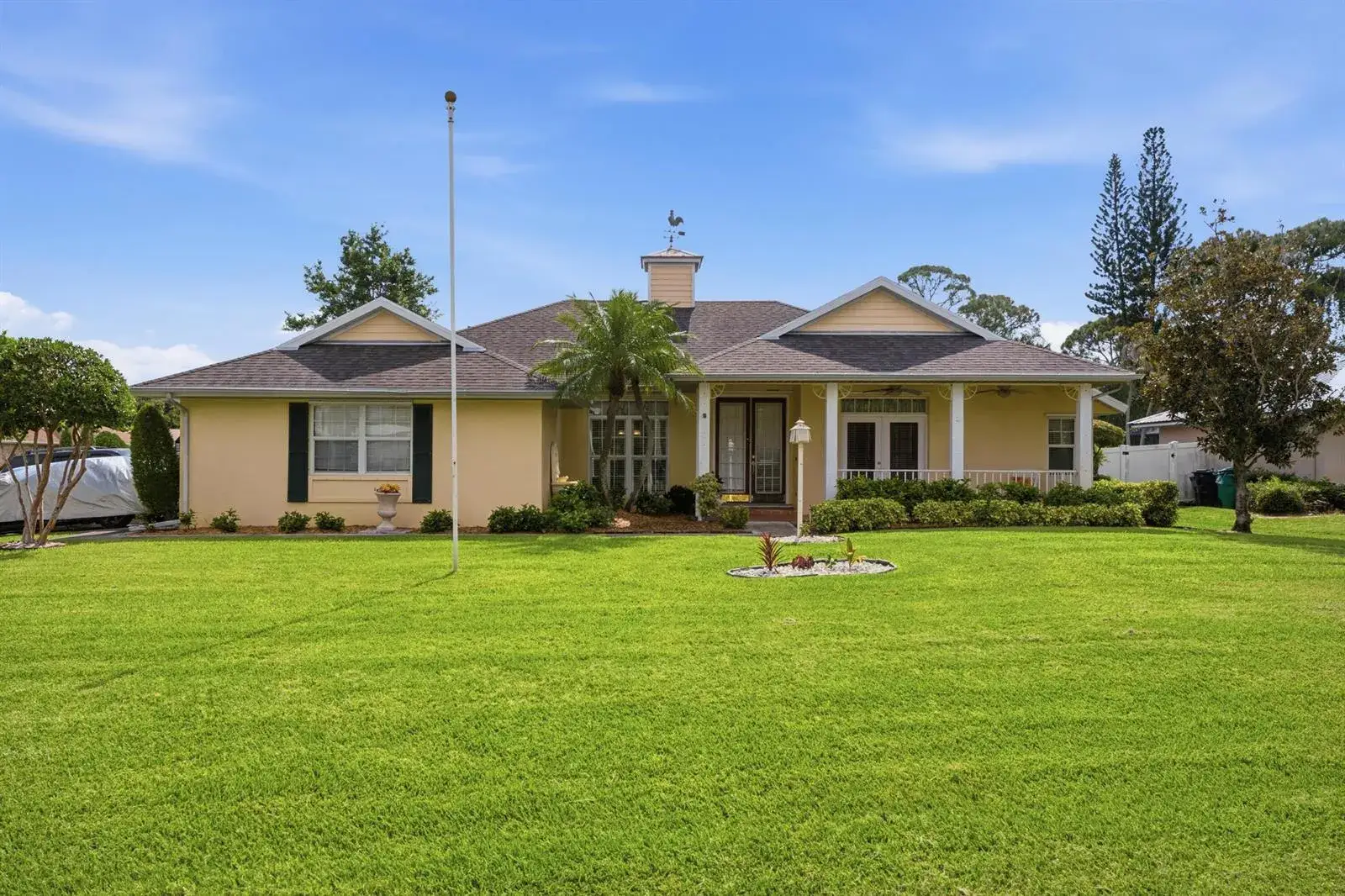 3 bedroom 2 bath Residential for sale at 692 SW EWING Avenue, Port St. Lucie FL 34983