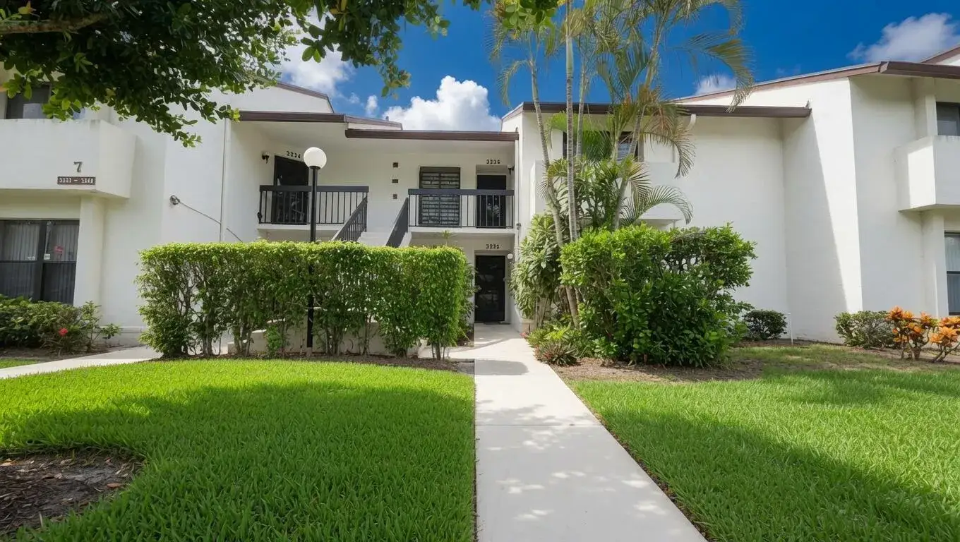 2 bedroom 2 bath Residential for sale at 3335 Lucerne Park Drive, FL 33467