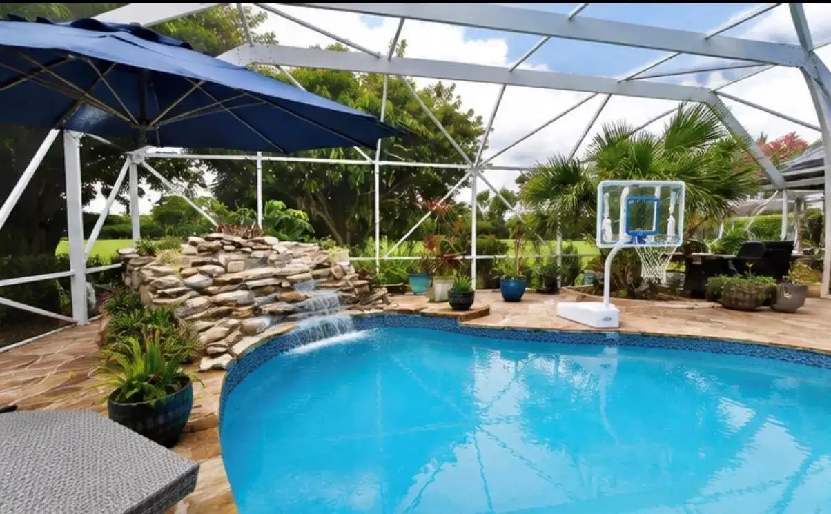 4 bedroom 2 bath Residential for sale at 7801 NW 85TH Avenue, Tamarac FL 33321