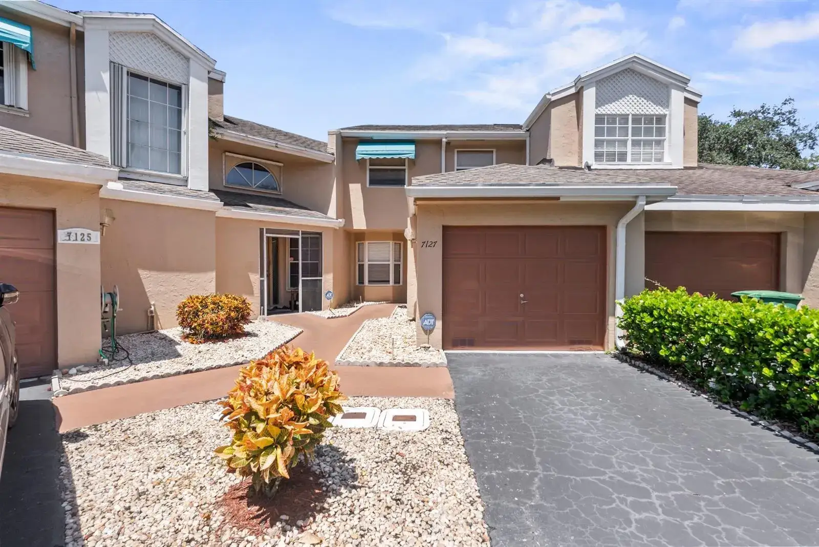 3 bedroom 2 bath Residential for sale at 7127 WOODMONT Way # 7127, Tamarac FL 33321