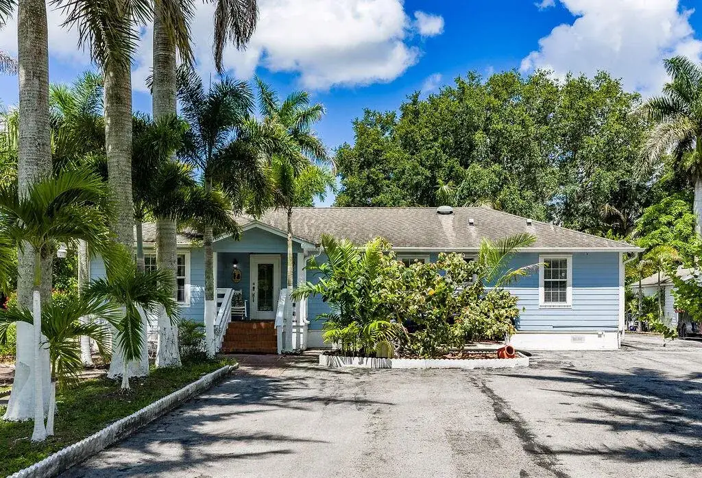 6929 120th Avenue N, West Palm Beach FL 33412