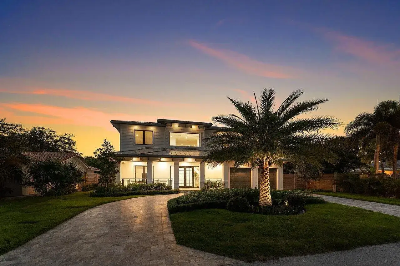 5 bedroom 4 bath Residential for sale at 451 NW 7th Avenue, Boca Raton FL 33486