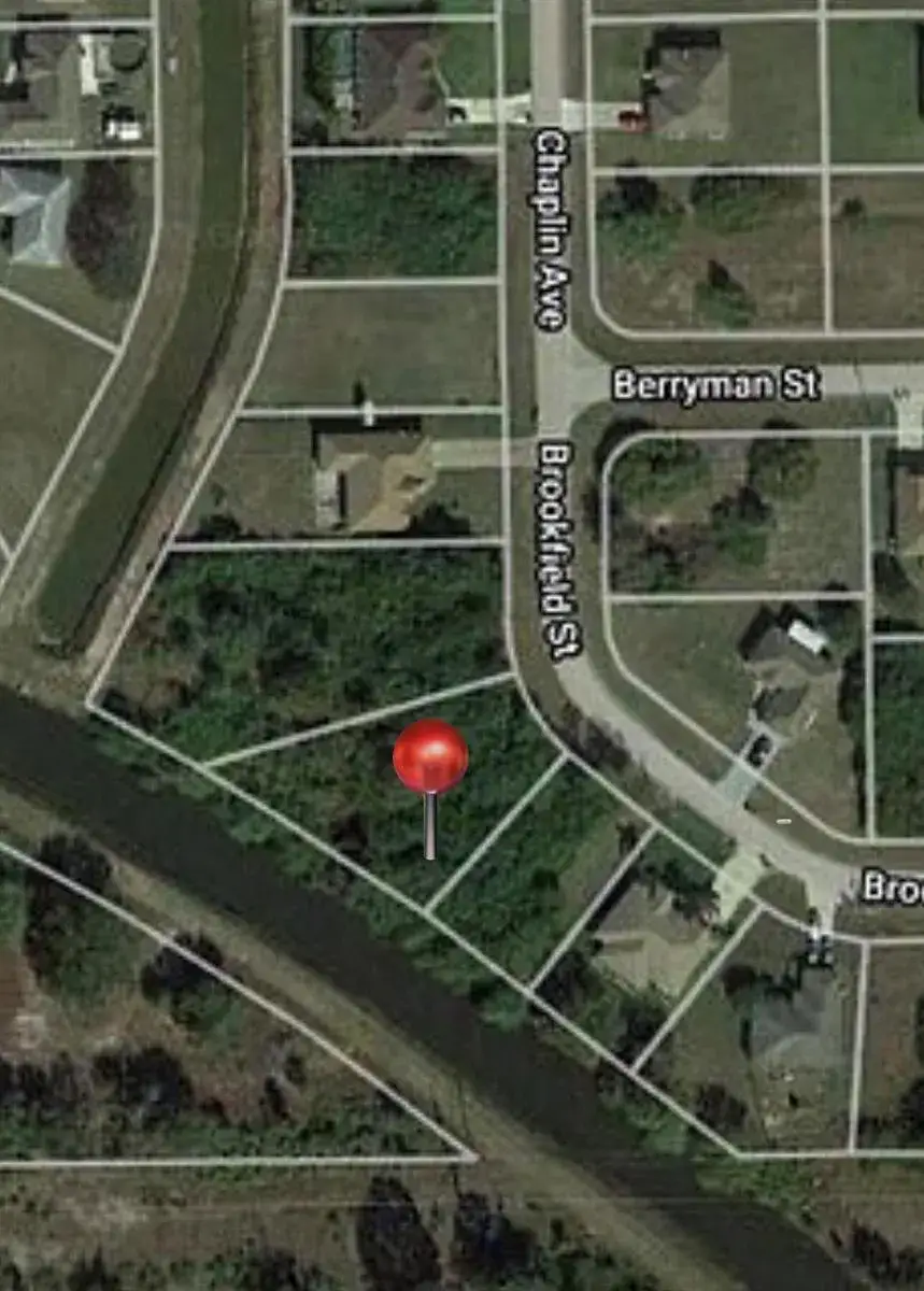 801 CHAPLIN Avenue, Lehigh Acres FL 33971